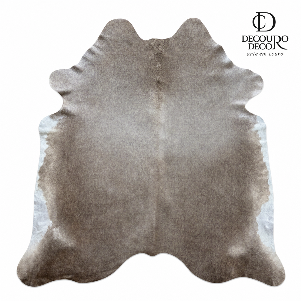 Tapete Bovino Natural Champagne CH7673 — fundo branco