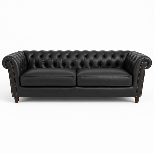 Sofá Inglês Chesterfield Preto Grafite de 2 lugares em couro bovino natural — 222 cm, fundo branco