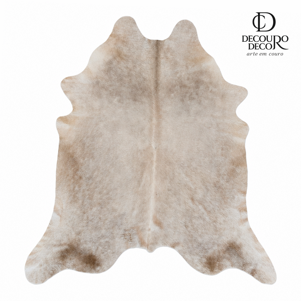 Tapete de pele de boi natural exótico pérola EXC1054 1,90x2,00m em couro bovino legítimo — fundo branco