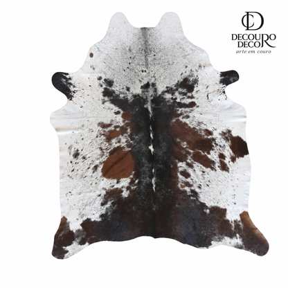 Tapete de pele de boi natural exótico tricolor EXC1073 2,18x1,98m em couro bovino legítimo — fundo branco