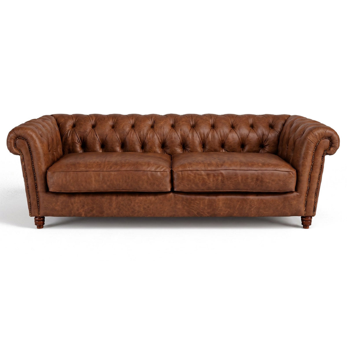 Sofá Inglês Chesterfield Tabaco de 2 lugares em couro premium texturizado — 222 cm, fundo branco