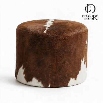 Puff Redondo em Couro Bovino Hereford Marrom e Branco 40x40 cm Tamanho Pequeno
