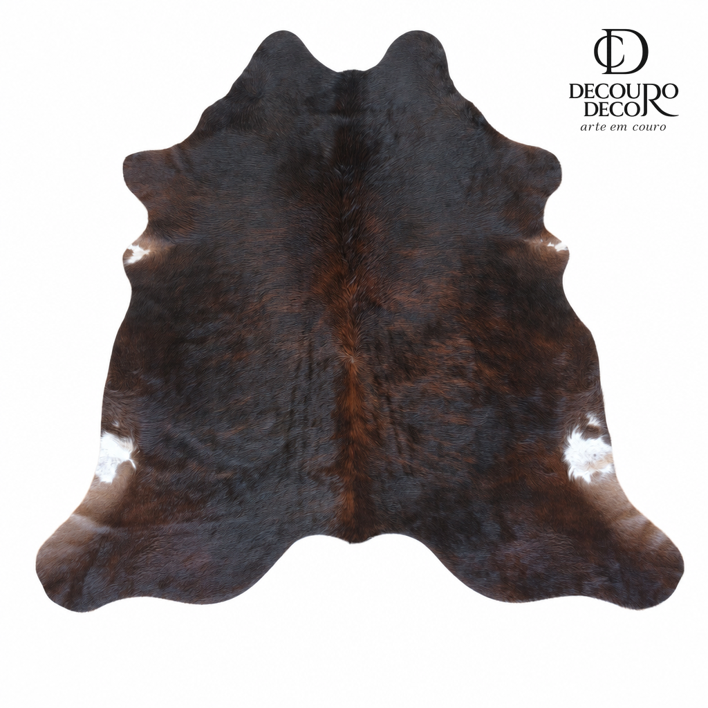 Tapete de pele de boi preto e vermelho OSC1028 1,91x2,05m em couro bovino legítimo — fundo branco