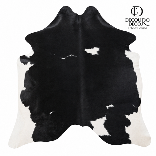 Tapete Bovino Natural Preto e Branco PB765 — fundo branco