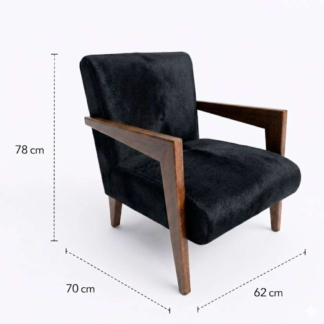 Medidas Poltrona Alice em couro bovino preto: 78 cm altura x 70 cm profundidade x 62 cm largura