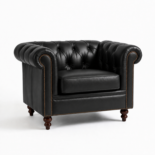 Poltrona Inglesa Chesterfield Preto Grafite em couro bovino natural — três quartos em fundo branco