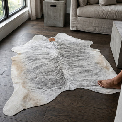 Tapete Bovino Natural Brazino Claro Peça Rara I BZC1041 I 2,10x2,17m em Couro Legítimo