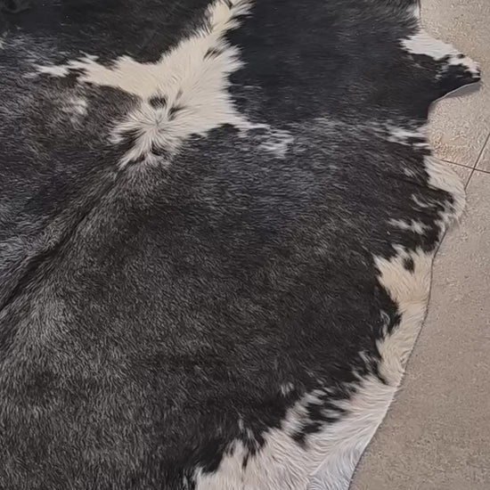Tapete de pele de boi — vídeo real do produto EXC1033