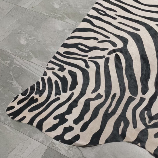 Tapete Bovino Serigrafia Zebra — vídeo