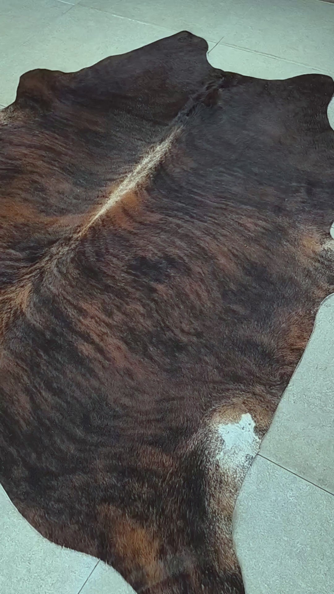 Tapete de pele de boi — vídeo real do produto BZC1037