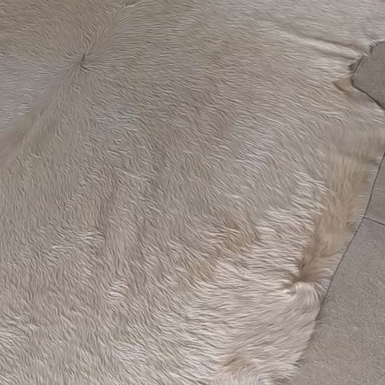 Tapete de pele de boi — vídeo real do produto BRA1063