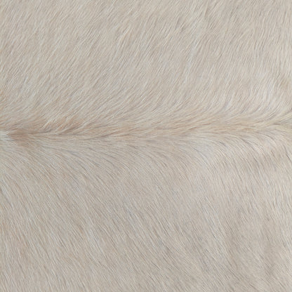 Tapete de couro de boi branco pelo curto BRA1046 — foto real 2