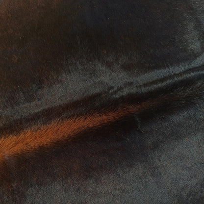 Tapete de couro de boi preto e vermelho OSC1001 — foto real 2