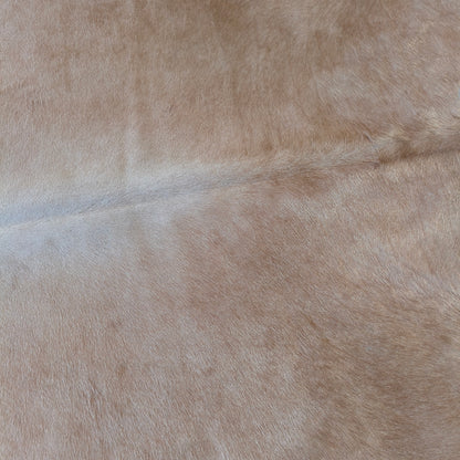 Tapete de couro de boi bege claro BC979 — foto real 2