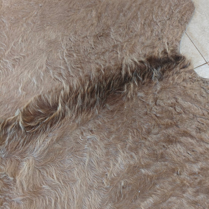 Tapete de couro de boi bege BC996 — foto real 2