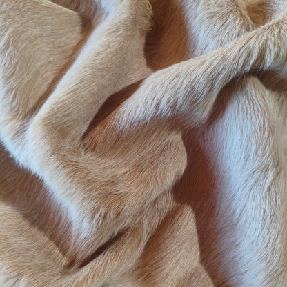 Tapete de couro de boi bege claro BC993 — foto real 4