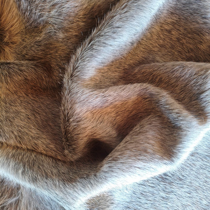 Tapete de couro de boi natural cinza pelo curto macio GR1058 — foto real 4