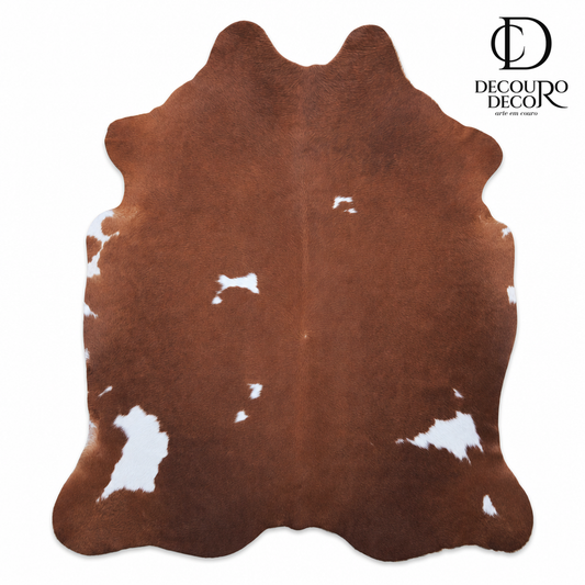 Tapete Bovino Natural Vermelho e Branco VB830
