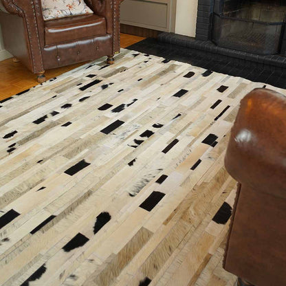 Tapete Tiras Olivia – Preto e Branco em Couro Legítimo